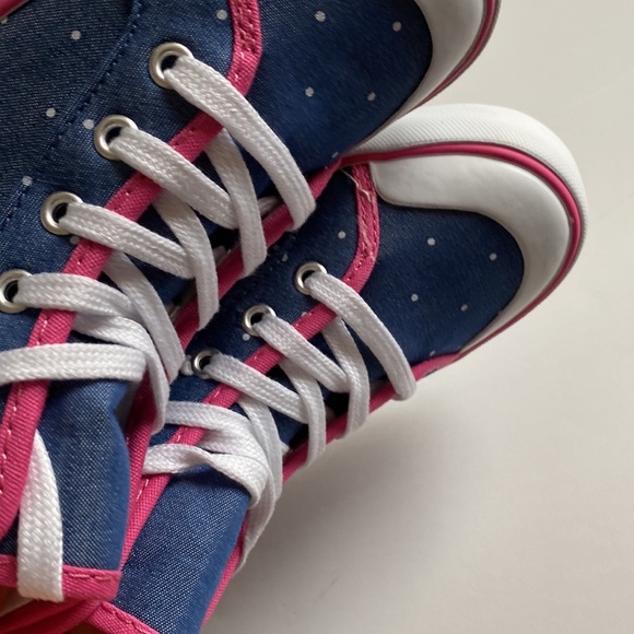 GYMBOREE Toddler Girls Hi-Top Sneakers Denim Blue/Rainbow Size 13 NWT - Picture 6 of 17